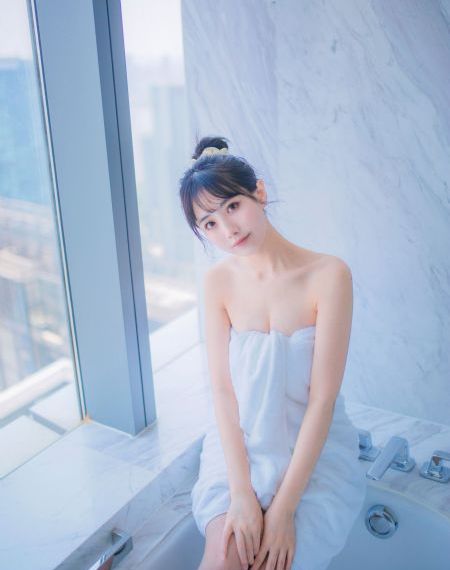 乖乖女是大明星_高清天堂在线